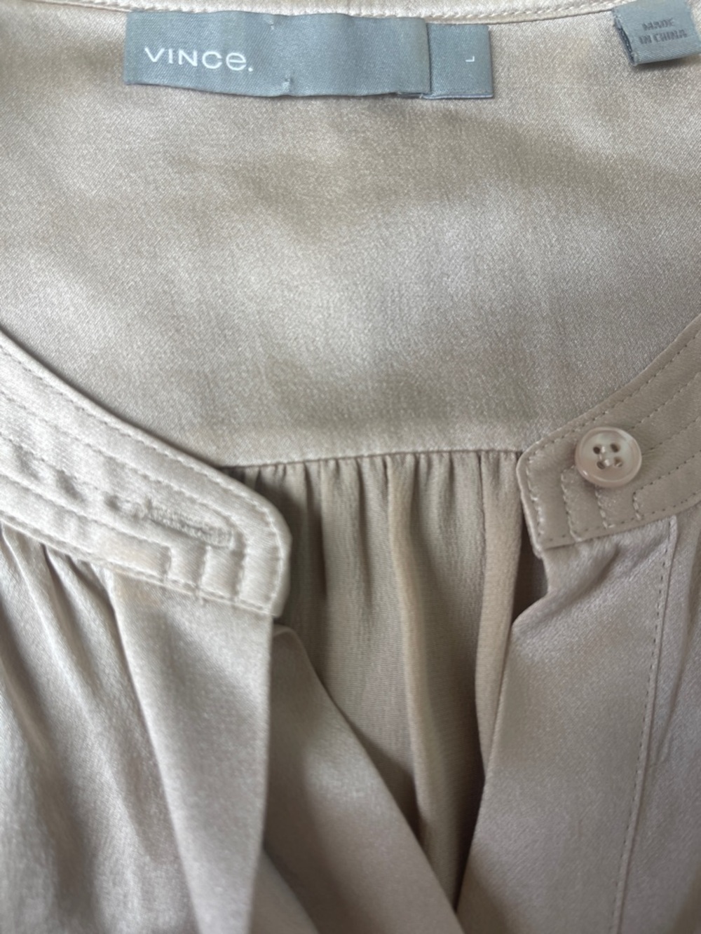 Vince champagne cream silk shirred-neck cap-sleeve blouse - Picture 3 of 4
